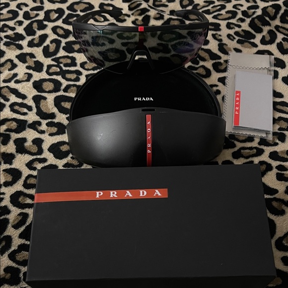 Prada Black and Red Women\'s Eyewear